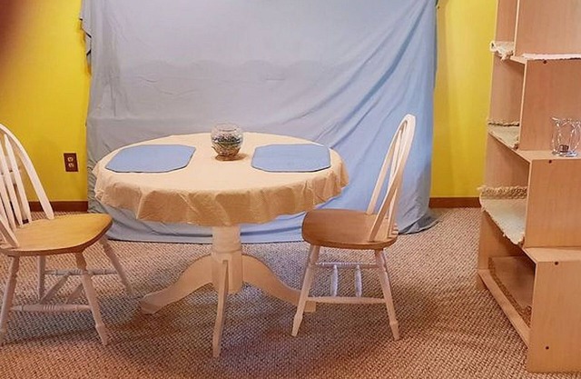 Quiet Bed & Bath close to Manatee State Park and many other FL entertainments.