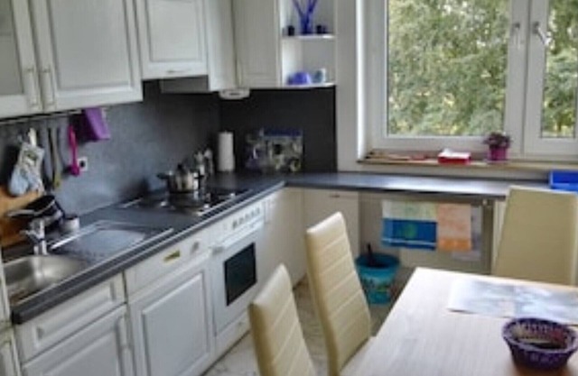 Quiet, bright apartment on the southern outskirts of Munich