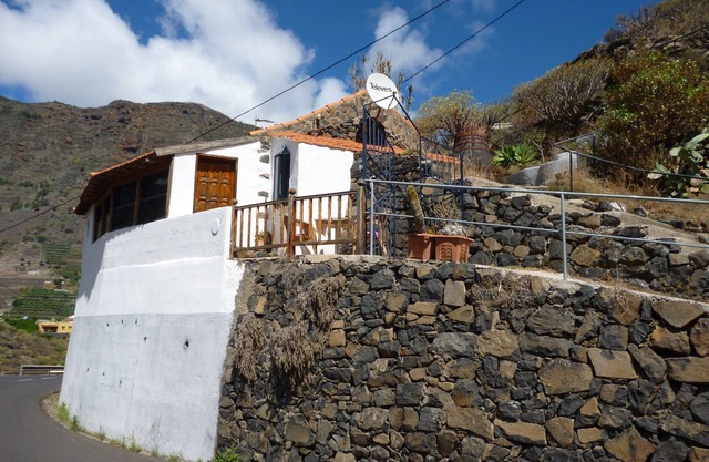 quiet Canarian small country house in the immediate vicinity of Hermigua
