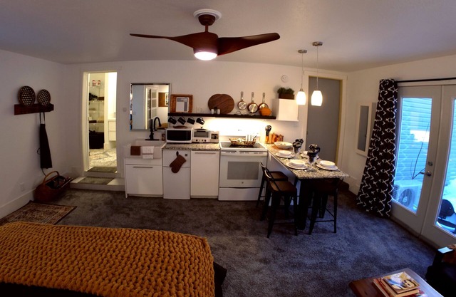 Quiet Cottage with Best Beach on South Lindstrom Lake