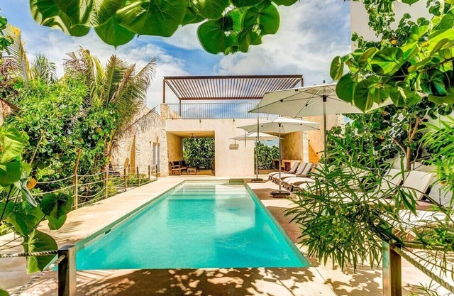 Quiet Family Friendly Beachside w/Pool Near Akumal
