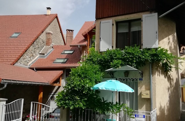Quiet house in the heart of the village