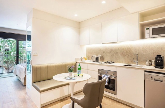 Quiet Ground Floor Studio in Paddington