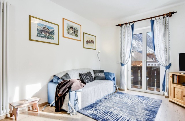 Quiet Holiday Apartment "Ciasa Christina" with Wi-Fi, Balcony and Mountain View