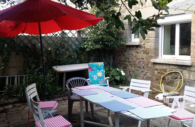 Quiet house with garden St-Malo beaches and intramuros on foot
