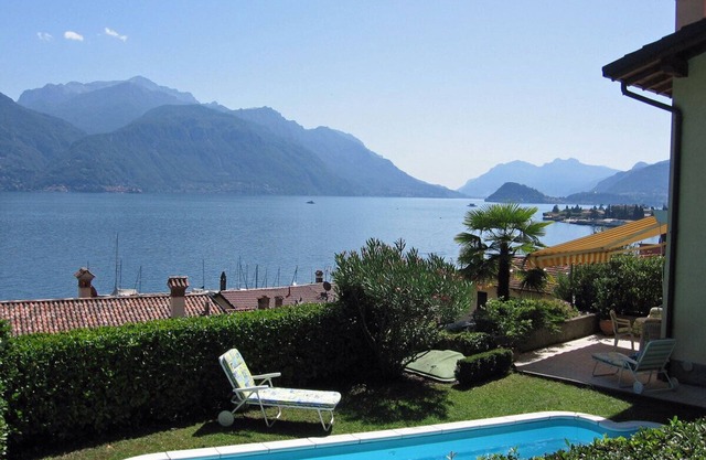 quiet house with private pool and beautiful garden at Lake Como