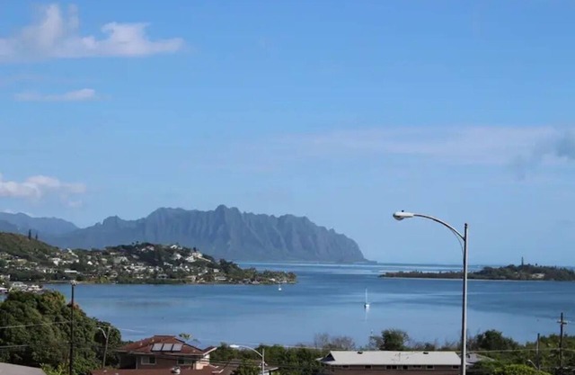 Quiet oasis with fabulous ocean, bay and mountain views, nestled in lush nature