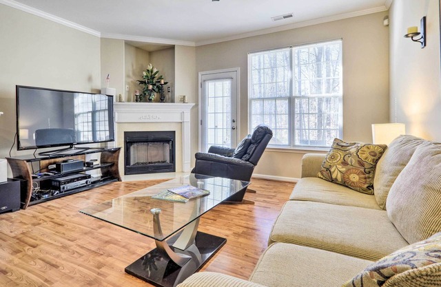 Quiet Raleigh Home Near Hiking & Shopping!