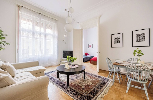 Quiet retreat in the city centre