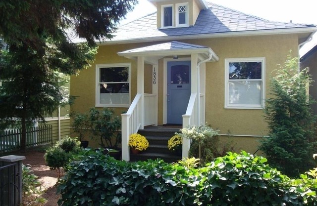 Quiet Retreat Near Trendy Commercial Drive - 90 Days plus