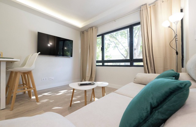 Quiet spacious apartment