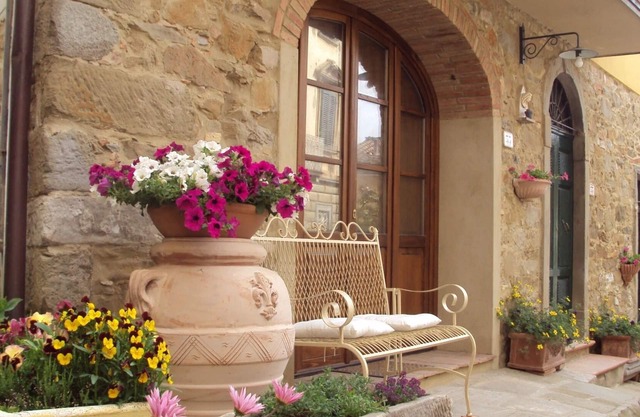 Quiet stay in Tuscany, House Independent. Two terraces with panoramic views
