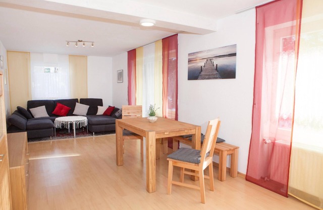 Quiet, TV, WiFi, terrace, lake, parking