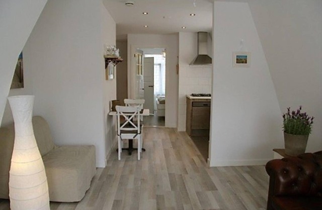 Quiet vacation apartment 'Kaai Nord' 2 persons in Zandvoort Centrum