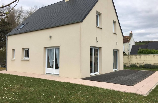 Quiet vacation home - sleeps 6