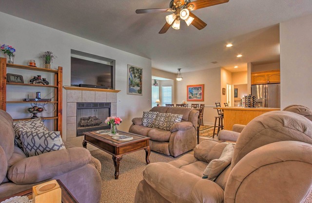 Quiet & Welcoming Panama City Home: 10 Mi to Beach