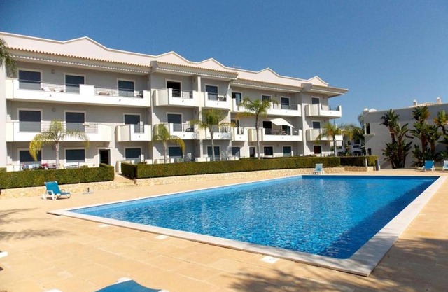 Quinta do Pinheiro Residence