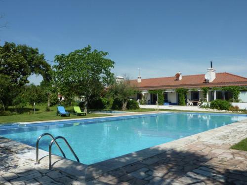 Quinta with Pool and Olive Grove Views