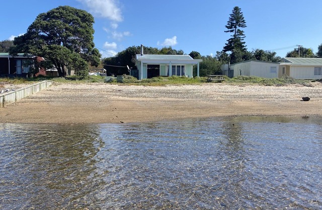 Quintessential kiwi beach holiday