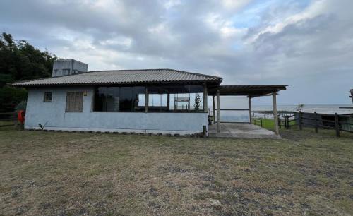Quiosque beira da lagoa