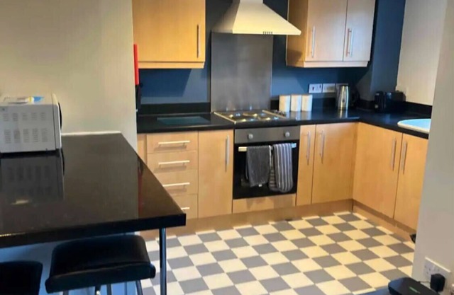 Quite 3 BR Flat With a View - Free Parking