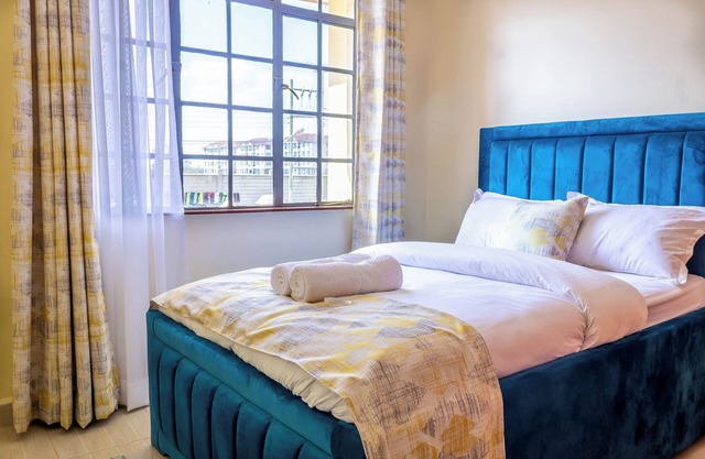 Quzuri Homestay Spacious 3-bedroom apartment Near JKIA and SGR Nairobi with WiFi