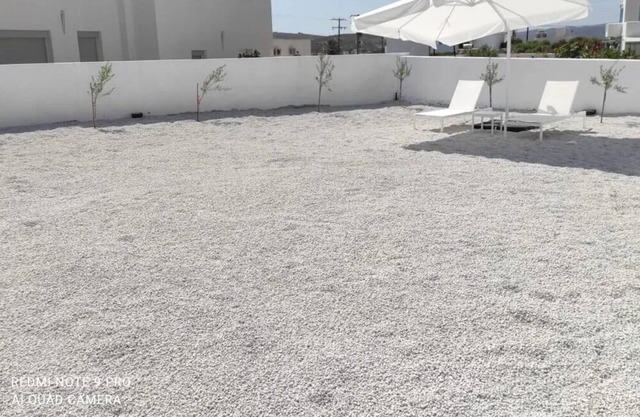 R 3446 Villa Jareth With Air Conditioning ,Ceiling Fan & Sitting Area.