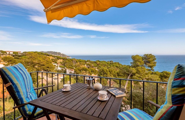 R-7 CALELLA DE PALAFRUGELL 2 PAX