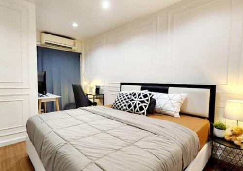 R1 House,bts,Mega Bangna,night market,Suvarnabhumi