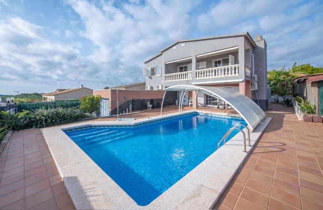 R112 Villa Ripoll