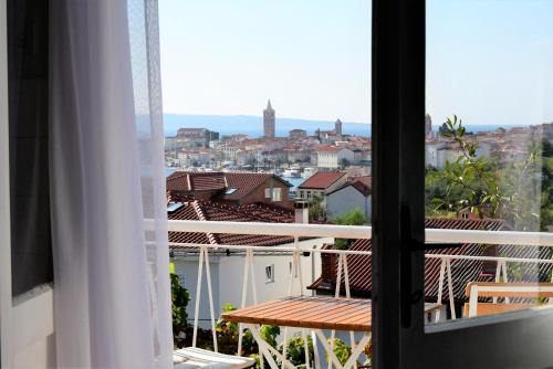 Holiday Rab Stadt Persons Bedrooms 