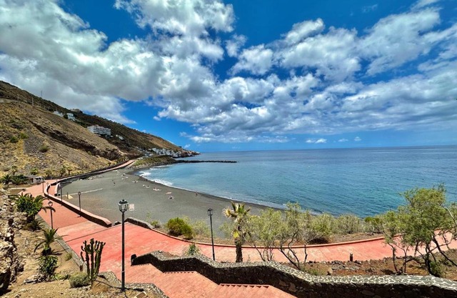 Radazul Views House