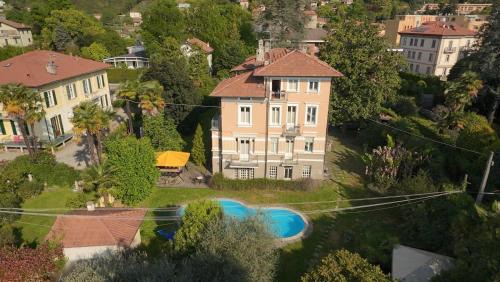 Rainbow Relais