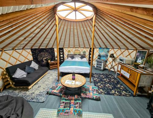 Rainbow's End Yurts