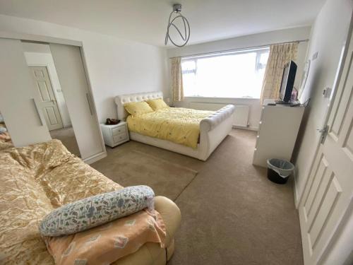 Raj Rentals Ensuite