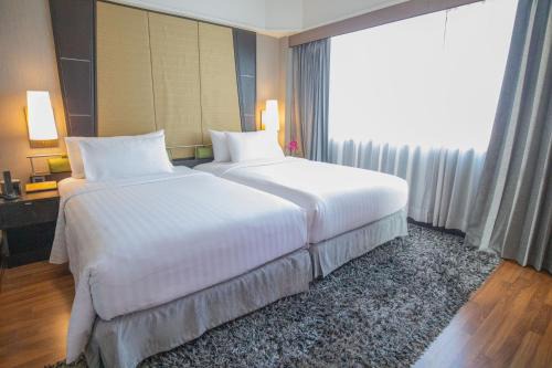 Ramada Plaza by Wyndham Bangkok Menam Riverside