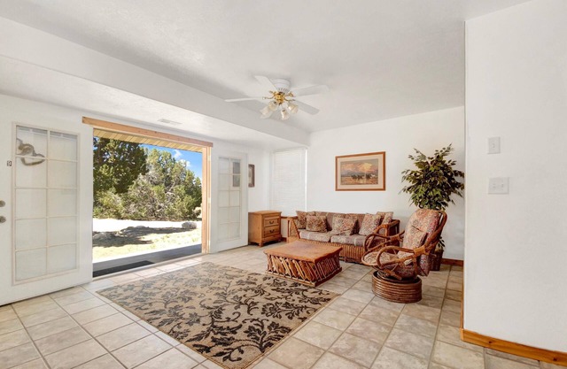 Ranchette Eagles Roost - The Atsa #9 at Wind Walker Homestead, Sleeps 9