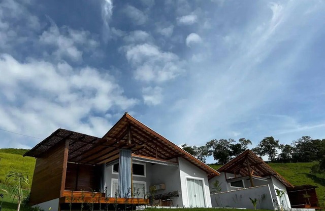 Rancho Ipês do Lago Chalés Premium na Fazenda 01