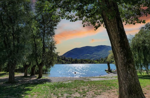Ranzanico Trilocale Vista Lago 6 posti letto Fast Wi-Fi checkin24h