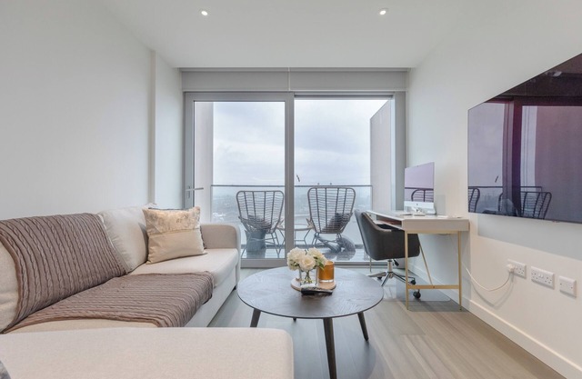 Ravishing 1BD Flat - 2 minute walk from the O2!