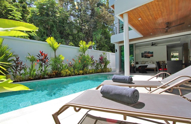 Rawai Ya Nui Beach Villa. Located 400 meters from the beach