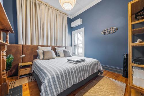 Rawsons shack Beachfront unit suits single or couple
