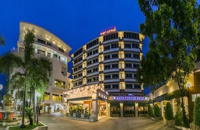 Raya Grand Hotel