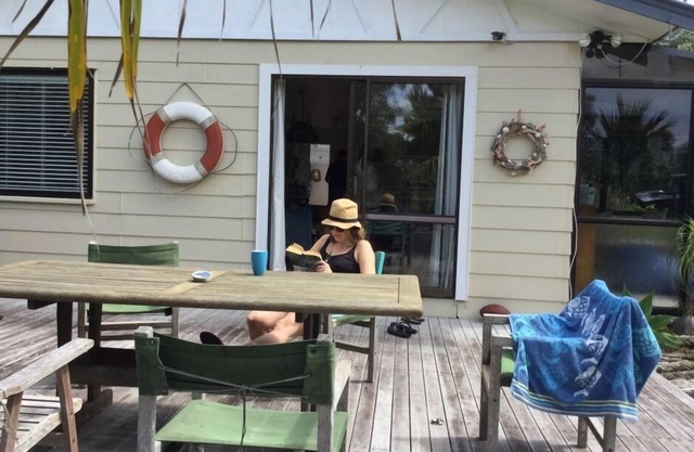 Real Kiwi Bach at the Heads, short drive to beach, shorter walk to estuary.