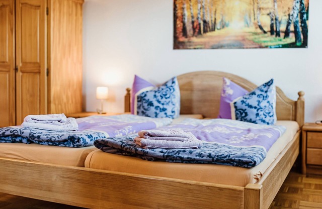 Rebentisch - Hotel Ferienwohnungen Restaurant - Zimmer 12