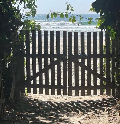 Recanto Manezinho Pé na Areia Casa #5 Praia Matadeiro