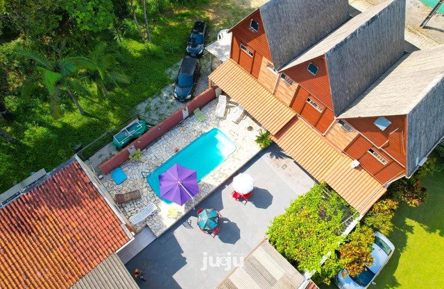 Recanto Pousada JU&JU Chalé com PISCINA COMPARTILHADA