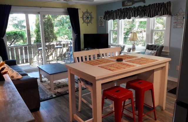 RECENTLY RENOVATED 2 BEDROOM CONDO WITH DECK & OFF STREET PARKING CLOSE TO BEACH