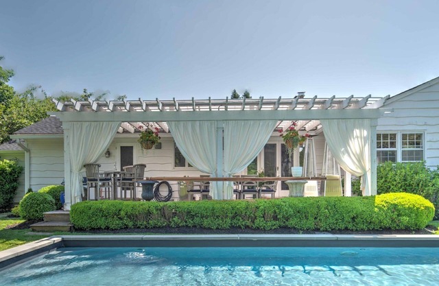 Recently Renovated, Inviting Terrace Overlooking Pool, Minutes Away from.