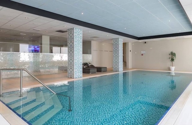 Recharge in Comfort! Indoor Pool, Just a Short Drive from Eindhoven!